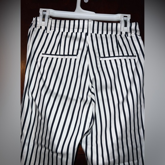 H&M Pinstripe Pants Women’s Size 6 - Picture 2 of 5